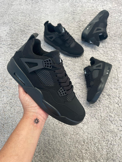 Jordan Retro 4 black